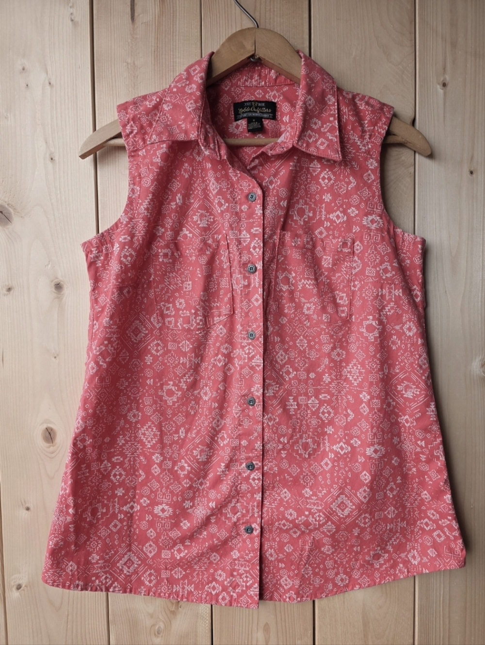 Noble Outfitters Sleeveless Work Shirt Western Farmer Salmon Pink Bandana Print
